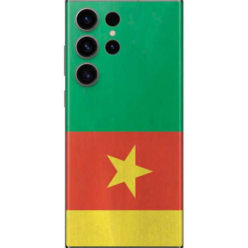 Cameroon Flag Distressed Galaxy S23 Ultra Skin