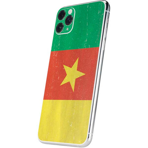 Cameroon Flag Distressed iPhone 11 Pro Max Skin