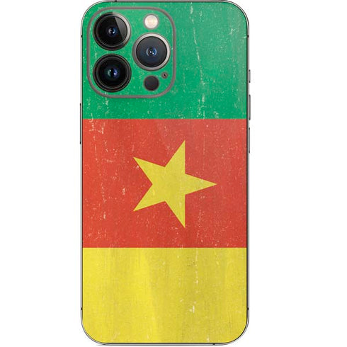 Cameroon Flag Distressed iPhone 14 Pro Skin