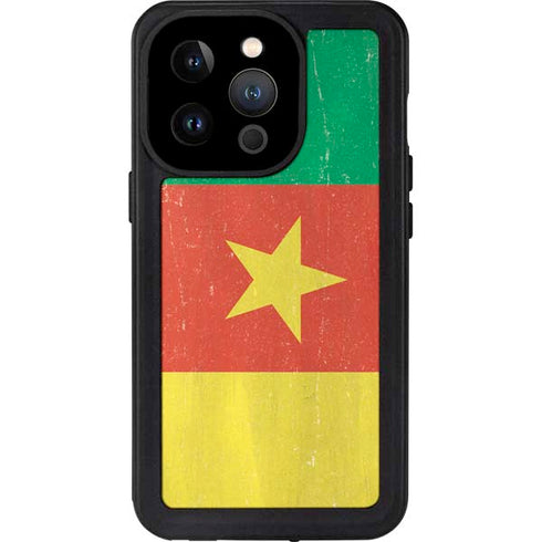 Cameroon Flag Distressed iPhone 14 Pro Waterproof Case