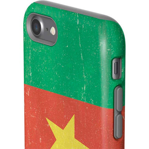 Cameroon Flag Distressed iPhone SE (2nd & 3rd Gen) Pro Case