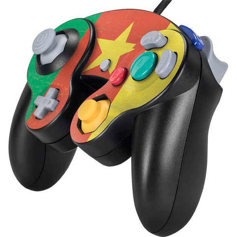 Cameroon Flag Distressed Nintendo GameCube Controller Skin