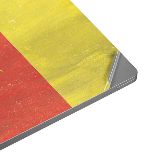 Cameroon Flag Distressed Universal Laptop 12in (9.8 x 6.8in) Skin