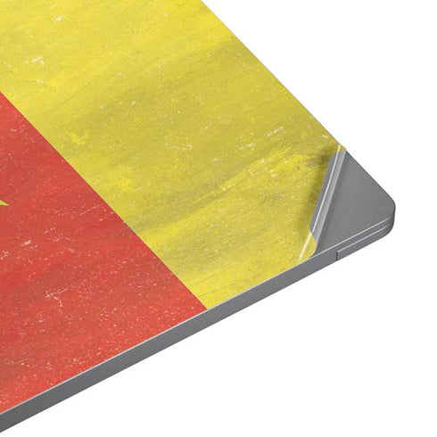 Cameroon Flag Distressed Universal Laptop 16.6in (13.4 x 9.7in) Skin