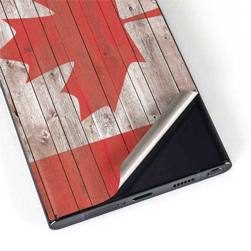 Canadian Flag Dark Wood Galaxy S22 Ultra Skin