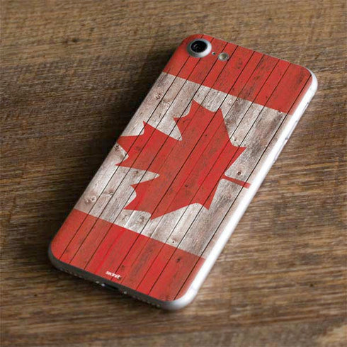 Canadian Flag Dark Wood iPhone 7 Skin