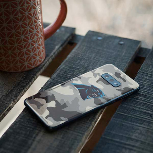 NFL Carolina Panthers Camo Galaxy S10e Skin