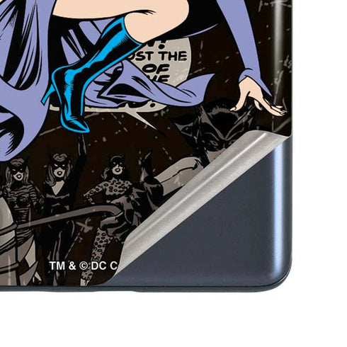DC Comics Catwoman Vintage Action Pose Pattern Galaxy S20 Fan Edition Skin