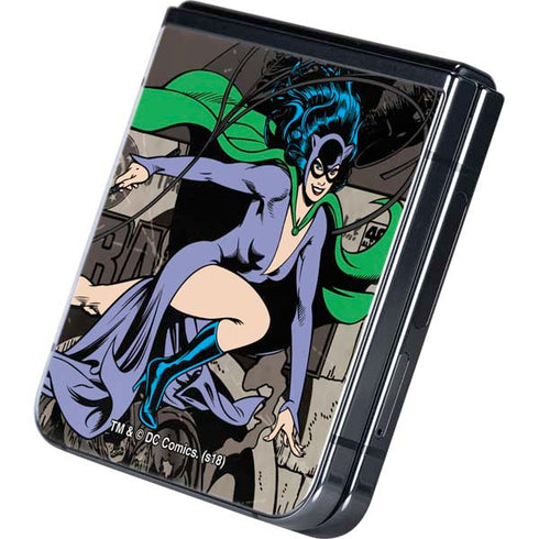 DC Comics Catwoman Vintage Action Pose Pattern Galaxy Z Flip5 5G Skin