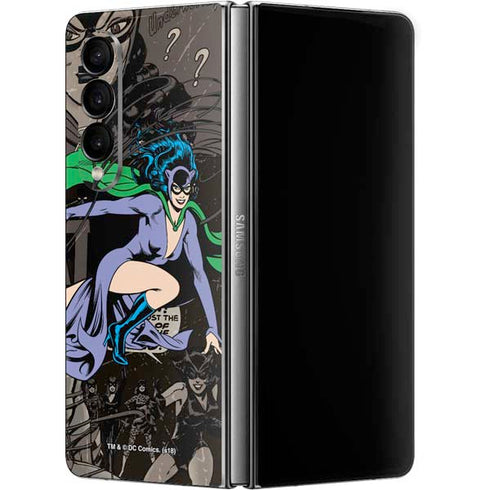 DC Comics Catwoman Vintage Action Pose Pattern Galaxy Z Fold4 5G Skin
