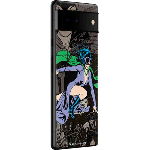 DC Comics Catwoman Vintage Action Pose Pattern Google Pixel 6 Pro Skin