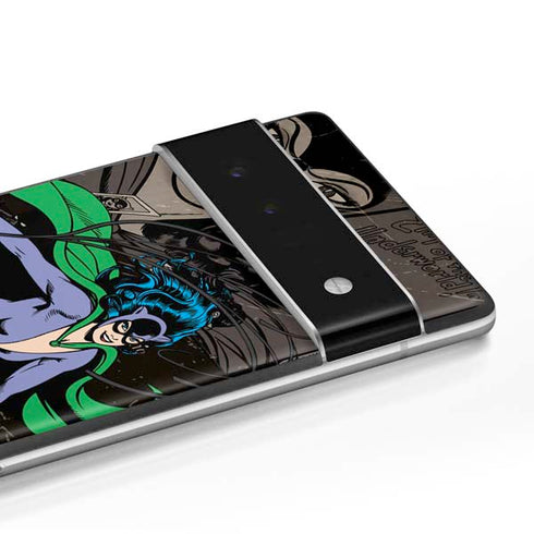 DC Comics Catwoman Vintage Action Pose Pattern Google Pixel 6 Pro Skin