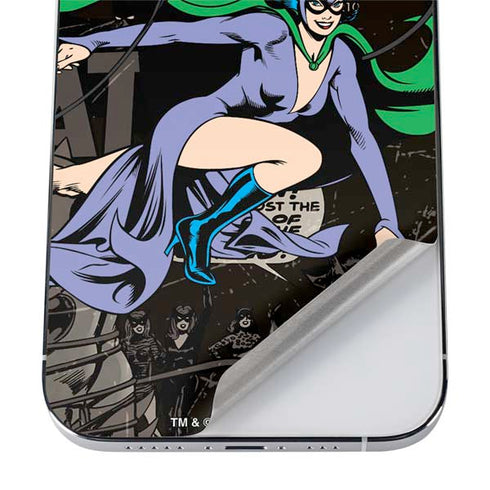 DC Comics Catwoman Vintage Action Pose Pattern iPhone 12 Pro Skin