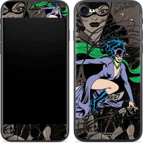 DC Comics Catwoman Vintage Action Pose Pattern iPhone SE (2nd & 3rd Gen) Skin