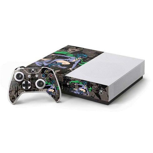 DC Comics Catwoman Vintage Action Pose Pattern Xbox One Skins