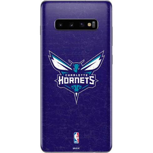 NBA Charlotte Hornets Distressed-Purple Galaxy S10 Plus Skin