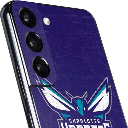 NBA Charlotte Hornets Distressed-Purple Galaxy S22 Skin
