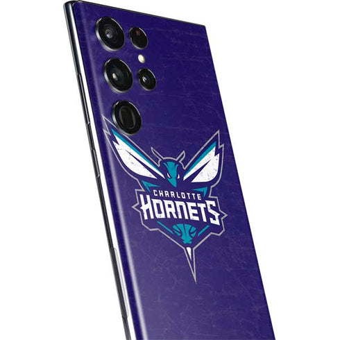 NBA Charlotte Hornets Distressed-Purple Galaxy S22 Ultra Skin