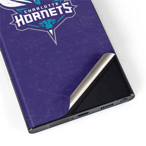 NBA Charlotte Hornets Distressed-Purple Galaxy S22 Ultra Skin