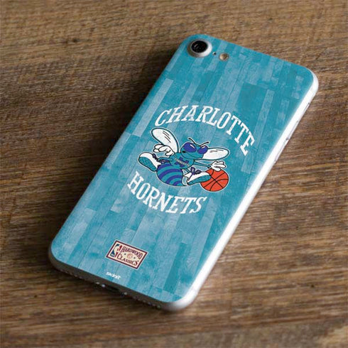 NBA Charlotte Hornets Hardwood Classics iPhone 7 Skin