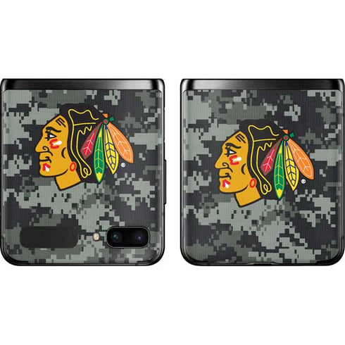 NHL Chicago Blackhawks Camo Galaxy Z Flip Skin