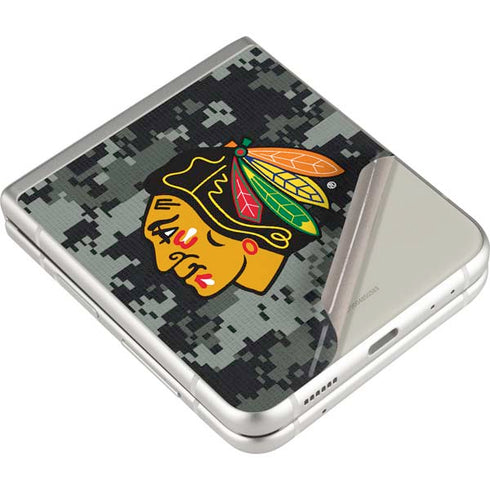 NHL Chicago Blackhawks Camo Galaxy Z Flip3 5G Skin