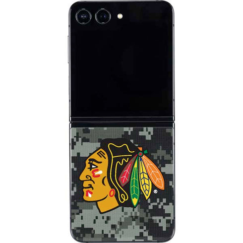 NHL Chicago Blackhawks Camo Galaxy Z Flip5 5G Skin