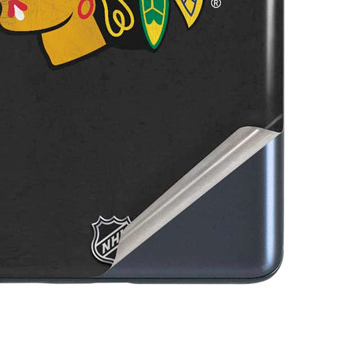 NHL Chicago Blackhawks Distressed Galaxy S20 Fan Edition Skin