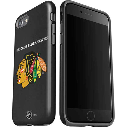 NHL Chicago Blackhawks Distressed iPhone SE (2nd & 3rd Gen) Pro Case