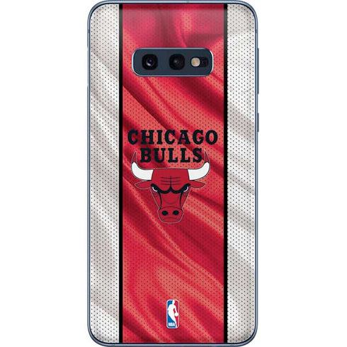 NBA Chicago Bulls Away Jersey Galaxy S10e Skin