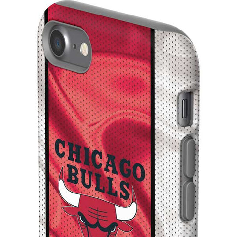NBA Chicago Bulls Away Jersey iPhone SE (2nd & 3rd Gen) Pro Case