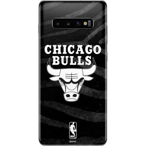 NBA Chicago Bulls Black Animal Print Galaxy S10 Plus Skin