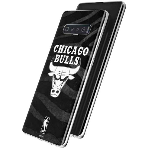 NBA Chicago Bulls Black Animal Print Galaxy S10 Plus Skin