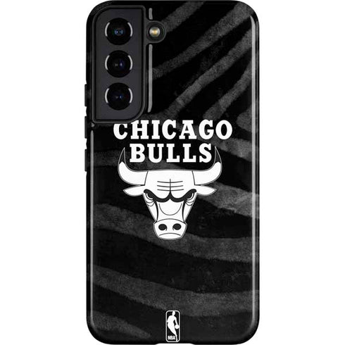 NBA Chicago Bulls Black Animal Print Galaxy S22 Pro Case