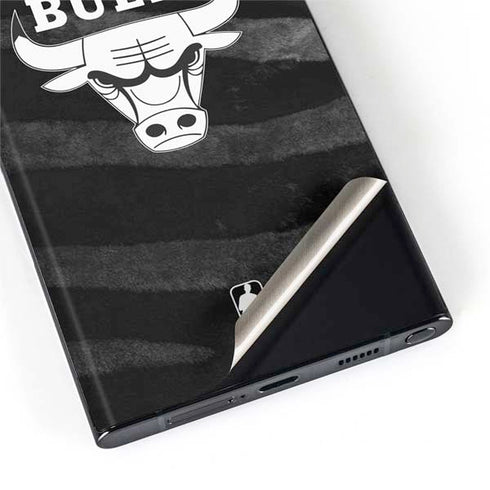 NBA Chicago Bulls Black Animal Print Galaxy S22 Ultra Skin