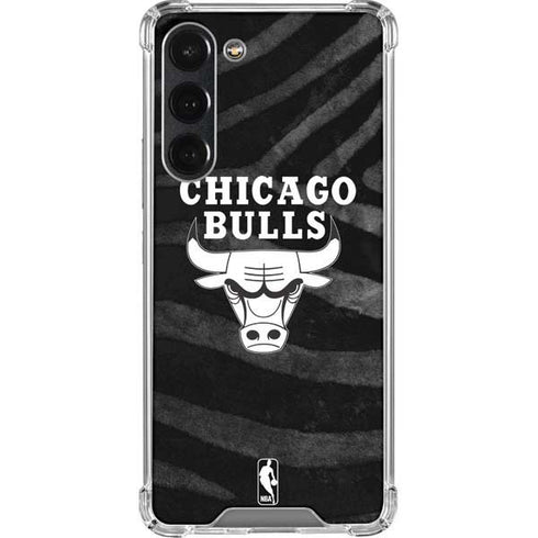 NBA Chicago Bulls Black Animal Print Galaxy S23 Plus Clear Case