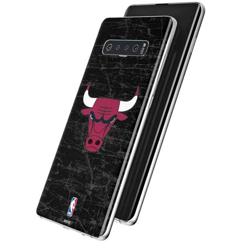 NBA Chicago Bulls Black Distressed Galaxy S10 Skin