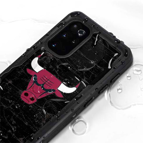 NBA Chicago Bulls Black Distressed Galaxy S20 Plus Waterproof Case