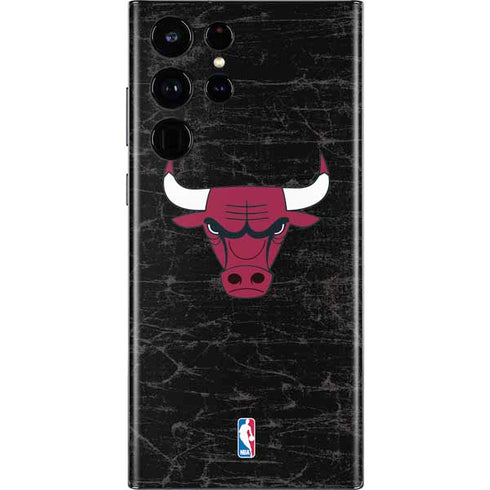 NBA Chicago Bulls Black Distressed Galaxy S22 Ultra Skin