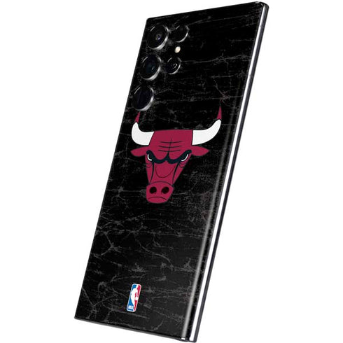 NBA Chicago Bulls Black Distressed Galaxy S22 Ultra Skin