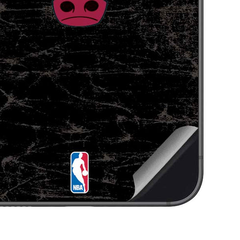 NBA Chicago Bulls Black Distressed Galaxy S23 FE Skin