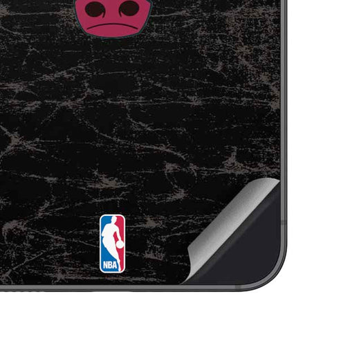 NBA Chicago Bulls Black Distressed Galaxy S23 Plus Skin