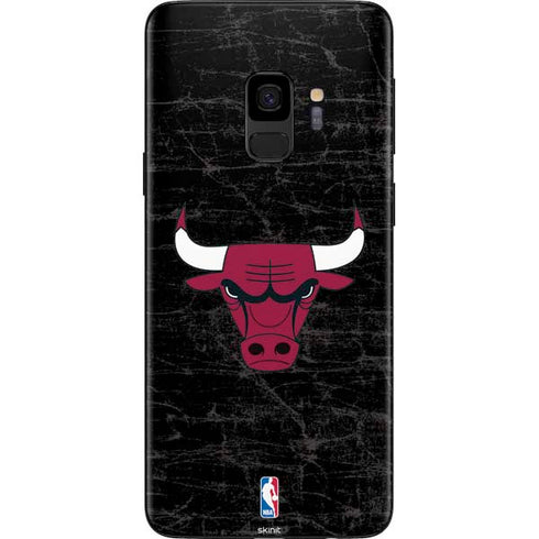 NBA Chicago Bulls Black Distressed Galaxy S9 Skin