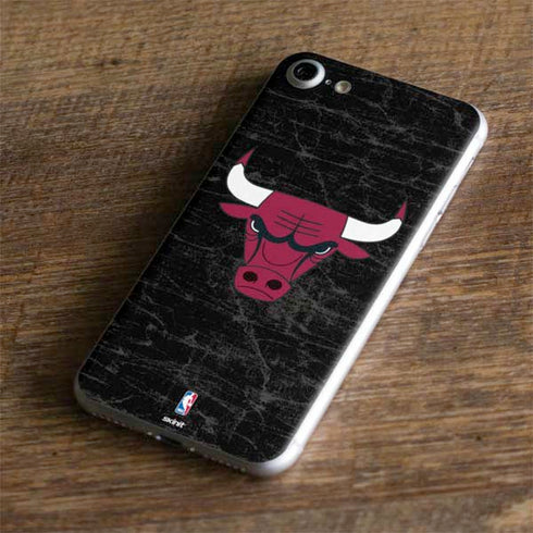 NBA Chicago Bulls Black Distressed iPhone 8 Skin