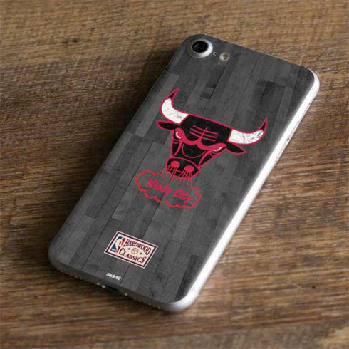 NBA Chicago Bulls Hardwood Classics iPhone 8 Skin