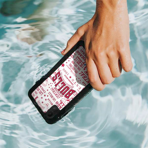 NBA Chicago Bulls Historic Blast iPhone XR Waterproof Case