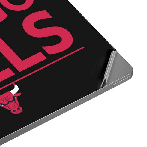 NBA Chicago Bulls Standard - Black Universal Laptop 18in (14.6 x 10.6in) Skin