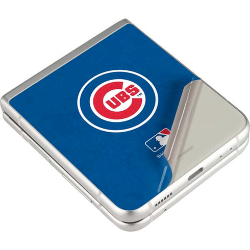 MLB Chicago Cubs - Solid Distressed Galaxy Z Flip4 5G Skin