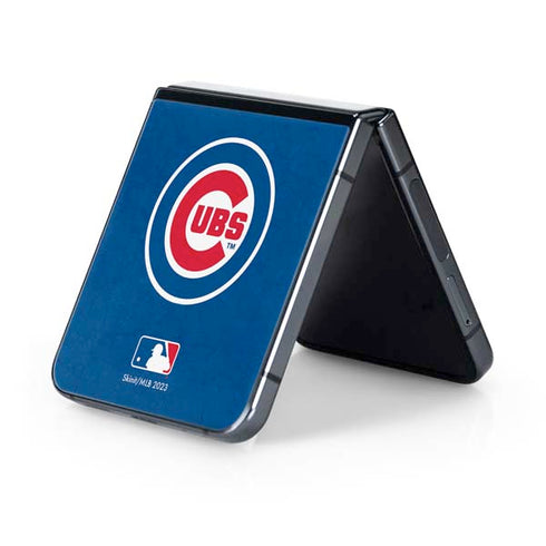 MLB Chicago Cubs - Solid Distressed Galaxy Z Flip5 5G Skin