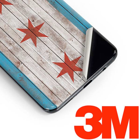 Chicago Flag Dark Wood Galaxy S10e Skin